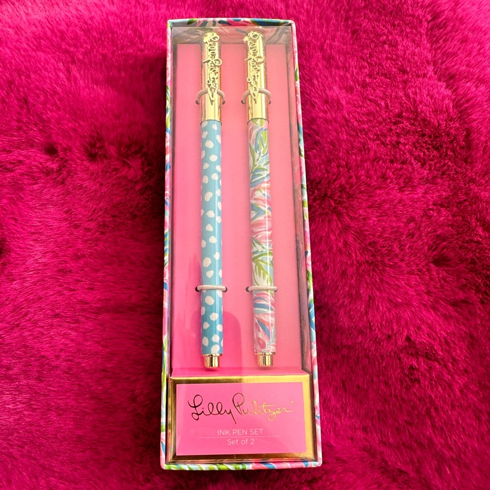 NEW IN BOX -LILLY PULITZER PEN SET